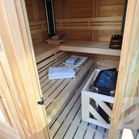 Symphonia Bed and Breakfast Μπριζ